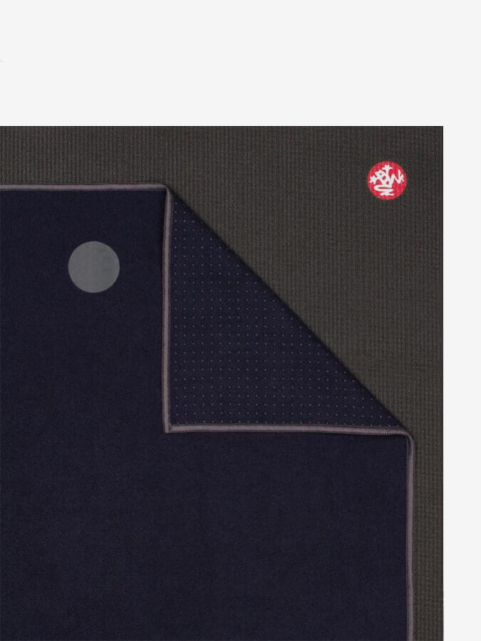 Manduka Yogitoes rSKIDLESS Mat Yoga Towel -  Midnight (Blue)