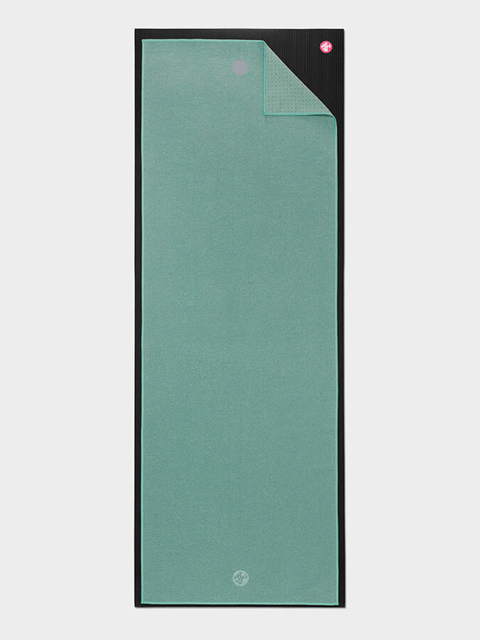 Manduka Yogitoes Mat Size rSKIDLESS Yoga Towels 71'' - Wasabi