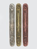 Räucherstäbchenhalter aus Metall mit Namaste-Prägung